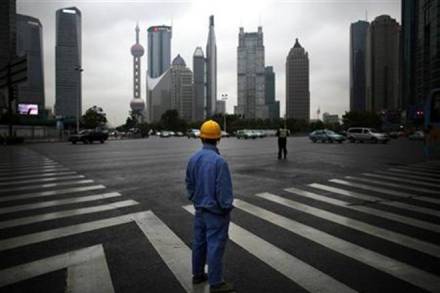 Don’t just take the man in the street’s word for it. Titans of industry, local economists and even the European Union and the International Monetary Fund are all warning that Iceland’s economy risks overheating. (Reuters) Don’t just take the man in the street’s word for it. Titans of industry, local economists and even the European Union and the International Monetary Fund are all warning that Iceland’s economy risks overheating. (Reuters)