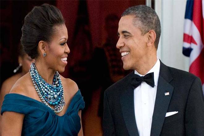 Former first couple arrive at Washington home after vacation
