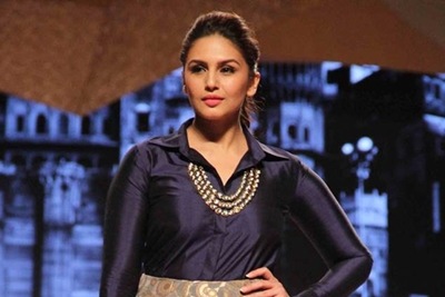 Bollywood actress Huma Qureshi has been in the news for her upcoming film Jolly LLB 2 with actor Akshay Kumar. But she's long been in news for her link-up with Sohail Khan. (Source: IE) Bollywood actress Huma Qureshi has been in the news for her upcoming film Jolly LLB 2 with actor Akshay Kumar. But she's long been in news for her link-up with Sohail Khan. (Source: IE)