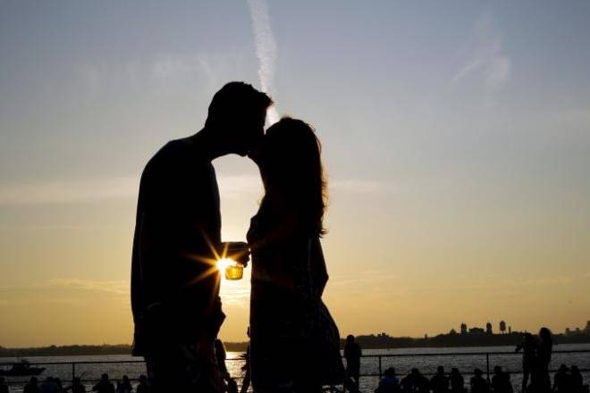 Love is in the air! And with the 6th day of Valentine's week, here comes the most popular day for love birds who just don't want to miss the opportunity to express their love for their partner. (Reuters)