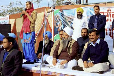 Lambi: Aam Aadmi Party national convener and Delhi Chief Minister, Arvind Kejriwal at an election rally in support of AAP candidate Jarnail Singh in Lambi. (PTI)