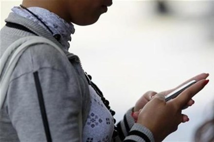 Spectrum worth more than 60 billion rupees ($890 million) could be at stake, according to Credit Suisse Group AG analysts. (Reuters) Spectrum worth more than 60 billion rupees ($890 million) could be at stake, according to Credit Suisse Group AG analysts. (Reuters)