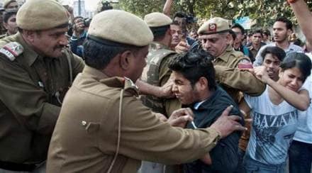 ramjas abvp protests, aisa abvp protests, abvp dissent, aisa ramjas dissent, abvp ramjas violence, violence abvp ramjas college, umar khalid ramjas violence