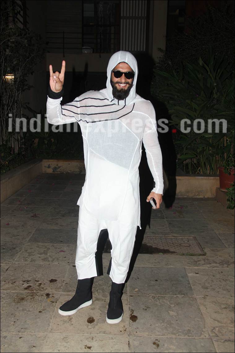 Shahrukh khan, abram khan, tiger shroff, katrina kaif, shahid kapoor, varun dhawan, alia bhatt, sunny leone, nawazuddin siddiqui, Genelia D'Souza, Ritesh Deshmukh, ranveer singh, amitabh bachchan