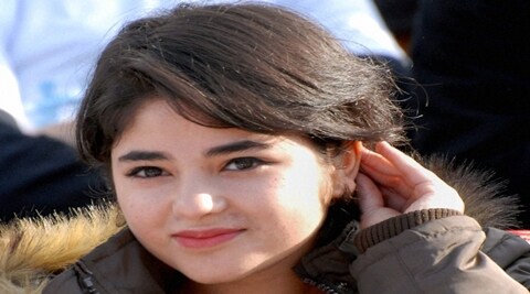 Zaira wasim, dangal, dangal actress zaira wasim, zaira wasim controversy, zaira wasim twitter, zaira wasim mother, zaira wasim pakistan, zaira wasim aamir khan, aamir khan pakistan, aamir khan controversy