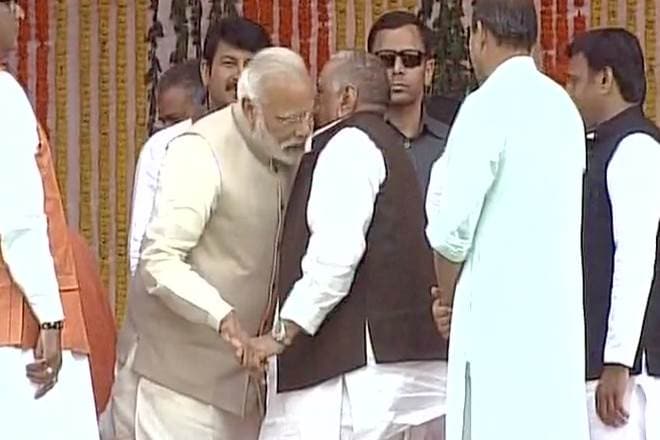 UP swearing in, UP swearing in ceremony, swearing in ceremony, Lucknow, Chief Minister Yogi Adityanath, UP Chief Minister Yogi Adityanath, Yogi Adityanath, UP Cabinet Minister list, UP Cabinet Ministers list, Prime Minister Narendra Modi, PM Modi, Narendra Modi, Amit Shah, Goa CM Manohar Parrikar, Maharashtra CM Devendra Fadnavis, Former UP CM Akhilesh Yadav, Akhilesh Yadav