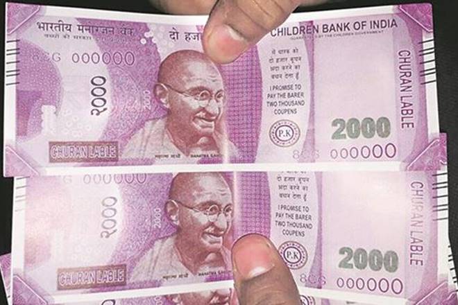 fake notes, fake 2000 note, children bank note, children bank note meerut, 2000 children bank note, atm fake note, atm fake 2000 note, atm children bank note