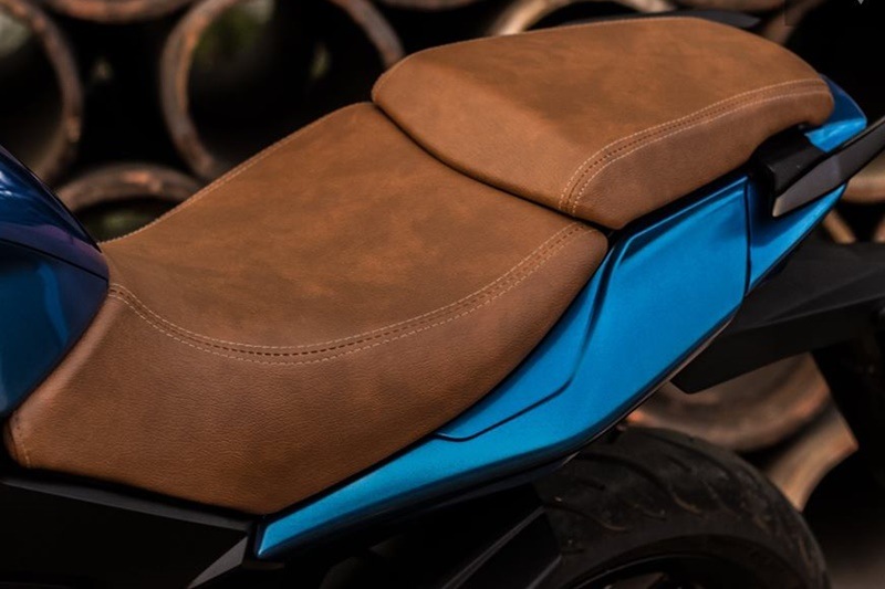 The customisations are limited to the outside. It is powered by a 373cc single cylinder, liquid cooled engine, which produces 35 bhp and 35 Nm of torque and is paired to a six speed transmission (Image: Facebook/knightautocustomizer)