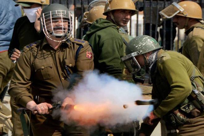 jammu kashmir grenade hurled, grenade hurled in jammu and kashmir, j&k grenade, grenade j&k kashmir police station jammu kashmir grenade hurled, grenade hurled in jammu and kashmir, j&k grenade, grenade j&k kashmir police station