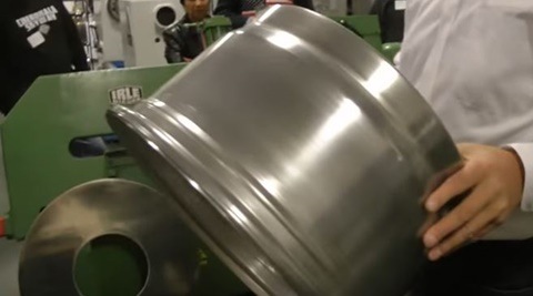Video: How a wheel is made out of an aluminum ring