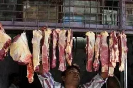 Official sources told FE that a team comprising veterinarians from Malaysia will be visiting 23 processing meat processing units in Uttar Pradesh, besides inspecting 12 units in Maharashtra, Punjab and Andhra Pradesh. (IE)