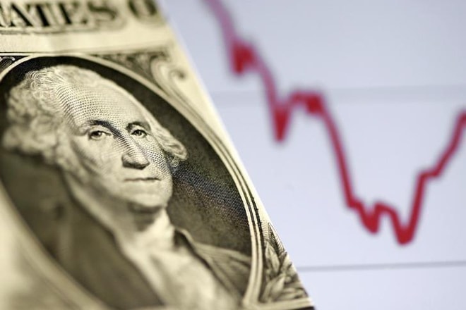 Top officials have acknowledged the need to resolve bad debts, in order to push economic growth and reinvigorate the investment cycle. (Reuters)