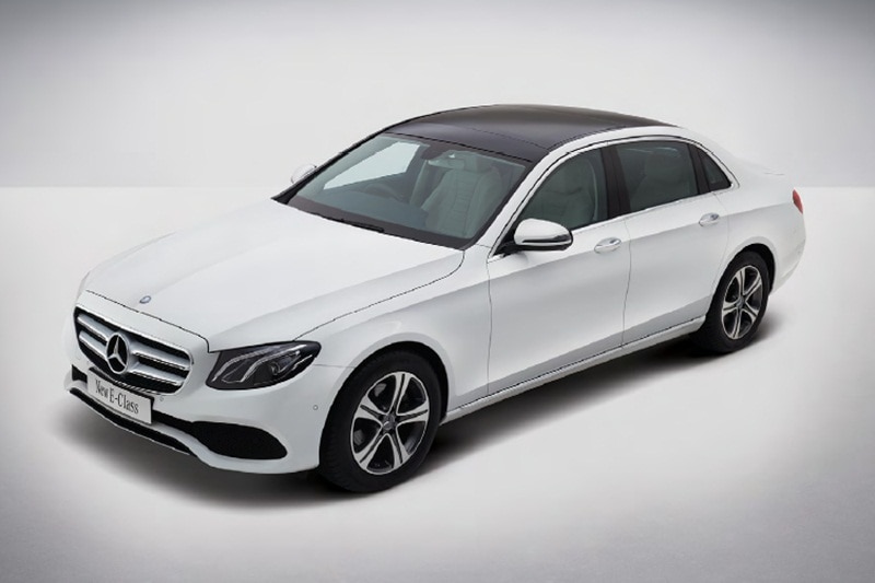 Exterior: The new Mercedes-Benz E-Class now has an increased wheelbase of 3,079 mm and an overall extended length of 5,063 mm, making it the longest car in its class. The company has increased the wheelbase by 205 mm, as a result of which, the rear cabin space has been increased and now offer more legroom and headroom for the rear occupants. Largely, the new E-Class is similar to the previous models in term of design and styling and gets LED adaptive headlamps and LED tail lamps, 17-inch light alloy wheels as well as a panoramic sunroof. The new E-Class also looks elegant with its long bonnet, sloping roof lines like a coupé and body-coloured side skirts with chrome inserts.
