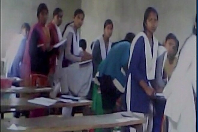 mass cheating, mass cheating in UP Board exam, UP Board exam, Ballia, Radha Gopal Higher Secondary School, cheating in exam, UP law and order, DIOS, UP Board news