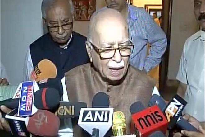All parties involved in the matter should try to come to a consensus, says LK Advani. (ANI)