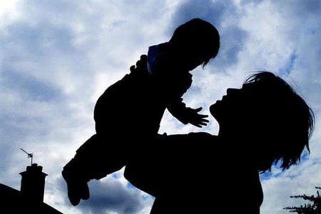 Having children may add two years to your life: Study