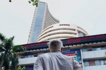 ICCL has decided to begin levying clearing charges on per trade basis on the members, from Monday (April 3) (Reuters) ICCL has decided to begin levying clearing charges on per trade basis on the members, from Monday (April 3) (Reuters)