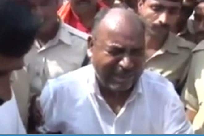 adityanath, cm adityanath, farmer loans, farmer loans modi, yogi adityanath, farmer immolates himself, farmer immolates himself in gorakhpur