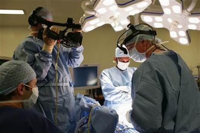 Beating human heart tissue grown on spinach leaves. (Reuters)