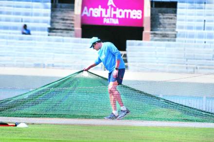 Team India manager for Champions Trophy says Virat Kohli, Anil Kumble didn't communicate much
