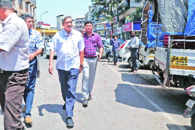 Senior counsel Harish Salve, appearing for the BJP, argued that the governor was convinced that manohar parrikar had the support of three Maharashtrawadi Gomantak Party legislators and three from Goa Forward Party. Senior counsel Harish Salve, appearing for the BJP, argued that the governor was convinced that manohar parrikar had the support of three Maharashtrawadi Gomantak Party legislators and three from Goa Forward Party.