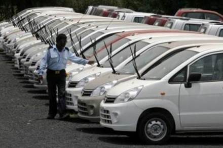 If you want to avoid the heavy rush, you can visit the websites of several general insurance companies and get your insurance renewed as per your requirements.
