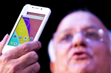 The app allows users to link up their social media profiles and obtain a score which reflects their potential credit-worthiness.