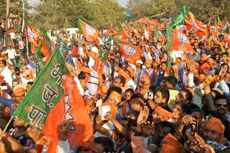 narendra modi, narendra modi in varanasi, varanasi, bjp, up elections, uttar pradesh elections, up polls, up elections 2017, varanasi roadshow, bjp, bjp up