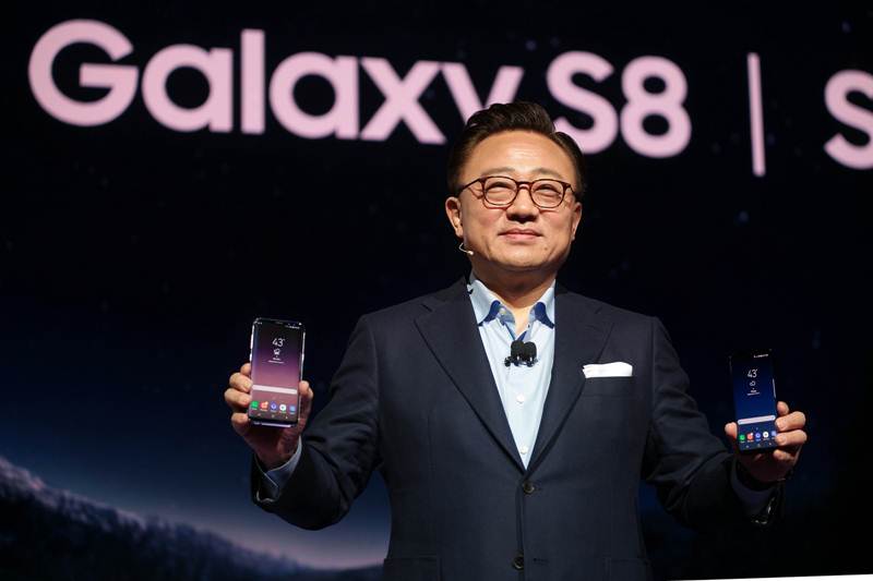 samsung s8 launch LIVE, LIVE updates samsung s8launch, samsung live, live samsung s8, samsung s8 launch, samsung s8, s8 launch, samsung 8 launch, samsung s8 launch how do i watch, s8 launch how to watch in india, samsung s8 launch whwre to watch, samsung s8 specifications, samsung 8