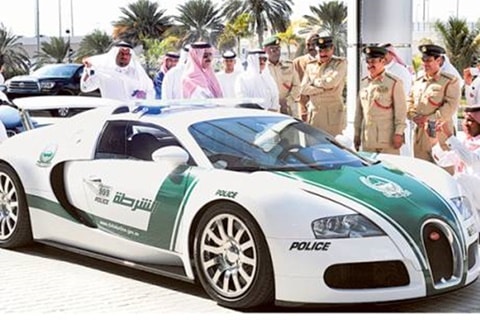 It’s official! Dubai has the world’s fastest police car, a 407 kmph Bugatti Veyron