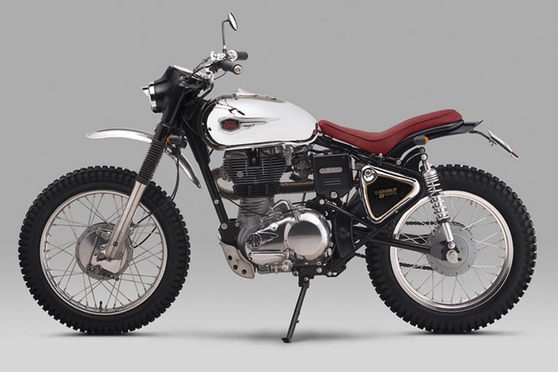 The YSS Shockers are also laiden with chroms to add to the overall appeal of the motorcycle. For its 'off-road' capability, the Royal Enfield Scrambler Concept is shod with Shinko off-road tyres on a 19-inch front and an 18-inch rear spoke wheel. Stopping duties are courtesy drum brakes at both ends. The concept is a one-off prototype made by Thrive Motorcycle, however, there is no clarification if it would make it into production. But, the effort is impressive.