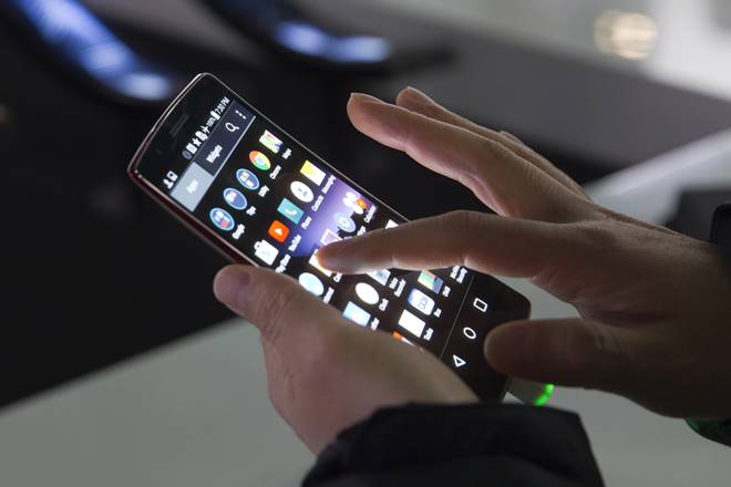 Share of VoLTE phones in 4G handset sales rises Share of VoLTE phones in 4G handset sales rises