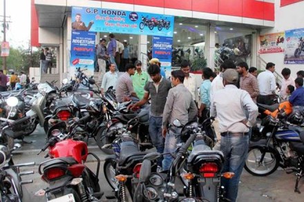 commercial vehicle manufacturers, Supreme Court ban, BSIII vehicles, BSIII vehicles ban, Ebidta commercial vehicle manufacturers, Supreme Court ban, BSIII vehicles, BSIII vehicles ban, Ebidta