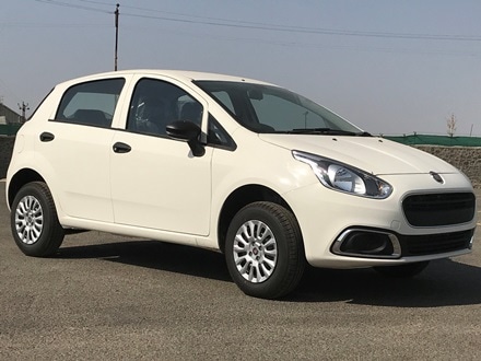 Fiat launches Punto EVO Pure at a price of Rs 4.92 lakh