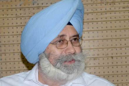 AAP MLA and leader of opposition in Punjab assembly H S Phoolka alleged that the minister is the co-founder of Rana Sugar limited which is selling electricity to Punjab State Power Corporation Limited (PSPCL). (PTI) AAP MLA and leader of opposition in Punjab assembly H S Phoolka alleged that the minister is the co-founder of Rana Sugar limited which is selling electricity to Punjab State Power Corporation Limited (PSPCL). (PTI)