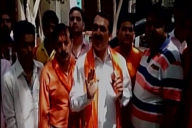 Nagendra Singh Tomar, the head of Yuva Vahini in western UP, demanded action against the couple and alleged that the man was trying to convert the religion of the woman. (ANI) Nagendra Singh Tomar, the head of Yuva Vahini in western UP, demanded action against the couple and alleged that the man was trying to convert the religion of the woman. (ANI)