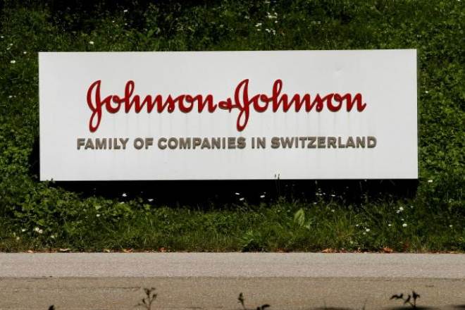 U.S. stocks fell Tuesday after weak first-quarter reports from Johnson & Johnson and Goldman Sachs frustrated investors who hope that company earnings are on the rise. (Reuters) U.S. stocks fell Tuesday after weak first-quarter reports from Johnson & Johnson and Goldman Sachs frustrated investors who hope that company earnings are on the rise. (Reuters)
