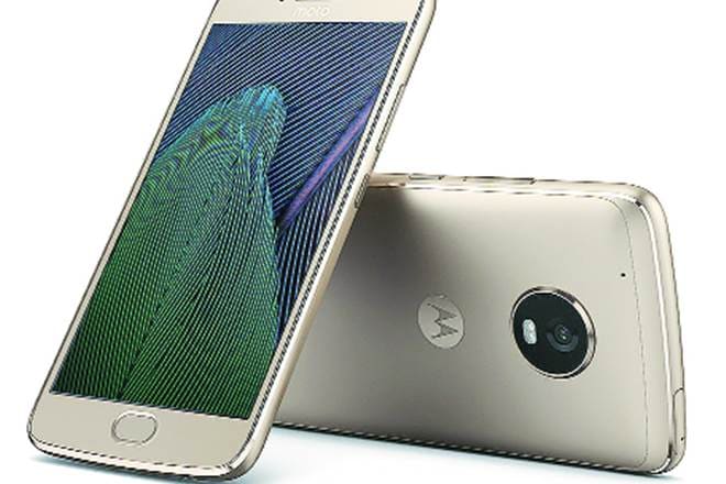 The mid-range smartphone market is a cut-throat one, packed with attractively priced offerings from numerous device makers. The mid-range smartphone market is a cut-throat one, packed with attractively priced offerings from numerous device makers.