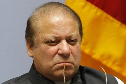 nawaz sharif, panamagate, nawaz sharif panamagate, panamagate pakistan. nawaz sharif panama papers case, panama papers case, what is nawaz sharif panama papers case, nawaz sharif daughteer, maryam sharif, hassan nawaz