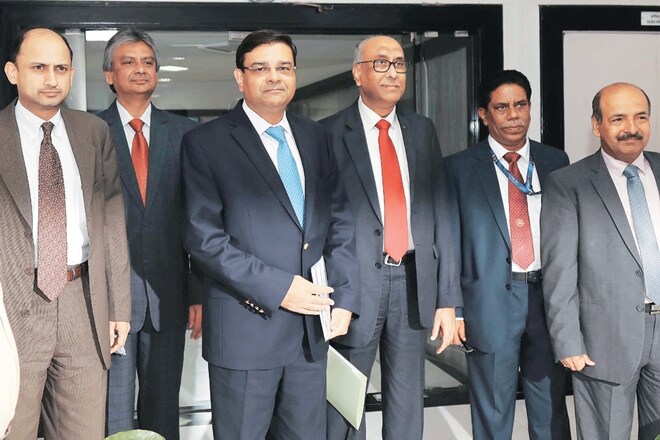 Although the repo rate was left unchanged at 6.25%, bond markets reacted to the inflation projections inferring the central bank’s stance was a shade more hawkish than in February.