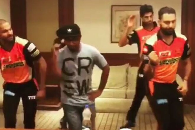 Soon after marking the first win of the season, Shikhar Dhawan took to Instagram and shared a video where Yuvraj Singh and Ashish Nehra can be seen dancing to celebrate their victory over RCB. (Source: Instagram)