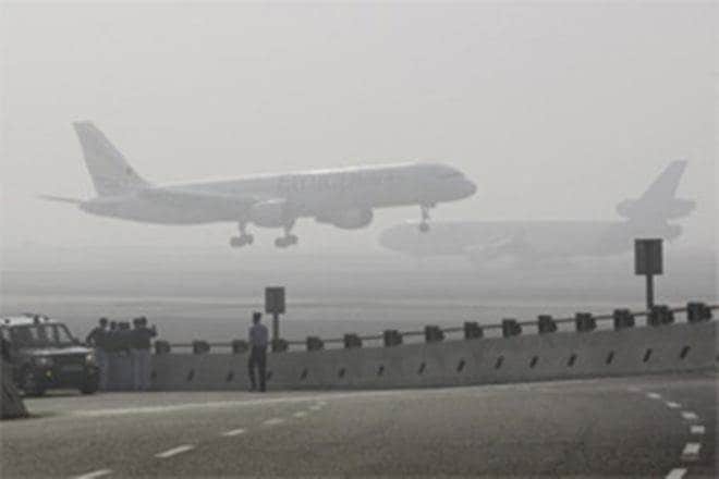 Airline companies are expected to flock into hedging in a low but rising crude oil price environment. (Reuters)