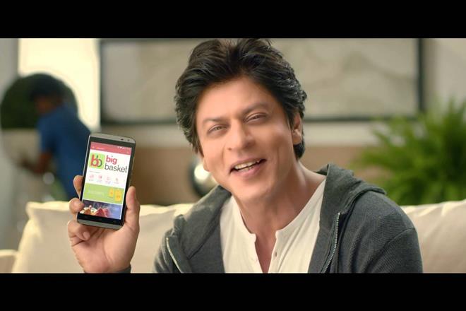 Superstar Shah Rukh Khan endorses Big Basket. (YouTube)