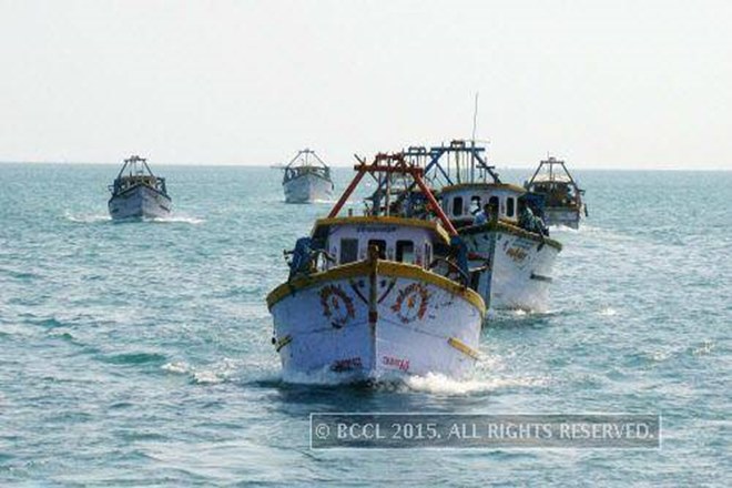 indian boats captured, indian fisherman captured, pakistan captures indian fisherman, pakistan vs india, india and pakistan relations