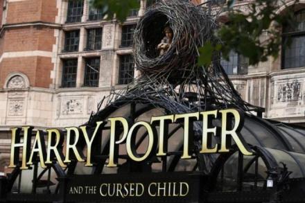 Harry Potter, Harry Potter And The Cursed Child, J.K Rowling, Oliver Awards Harry Potter, Harry Potter And The Cursed Child, J.K Rowling, Oliver Awards