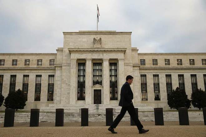 The US economy continued to grow at a modest-to-moderate pace in recent weeks as a tight labor market helped broaden wage gains, though consumer spending was mixed, a Federal Reserve survey showed Wednesday. (Reuters)
