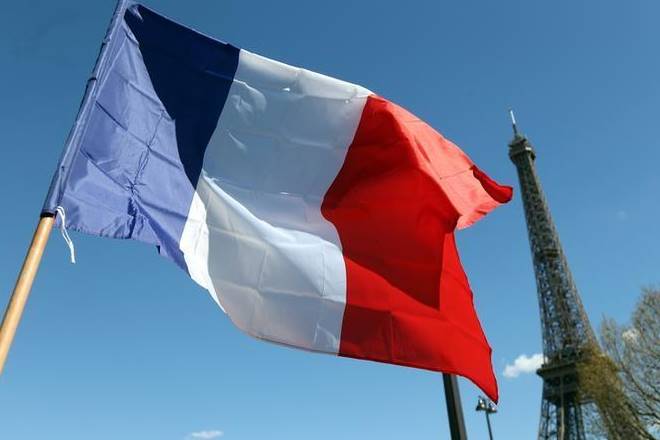 French voters face two radically different visions of the country’s future after centrist Emmanuel Macron and far-right nationalist Marine Le Pen won the first round of the French presidential election, triggering a runoff on May 7. (Reuters)