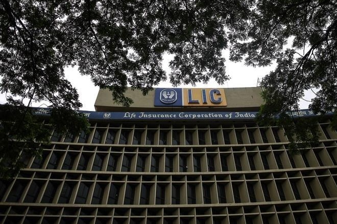 The top management of LIC consists of the chairman and four managing directors. (Reuters)