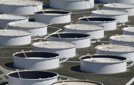 Iran, India's third biggest oil supplier, used to give a 90-day credit period to refiners like Indian Oil Corp (IOC) and Mangalore Refinery and Petrochemicals Ltd (MRPL) to pay for the oil they would buy from it. (Reuters) Iran, India's third biggest oil supplier, used to give a 90-day credit period to refiners like Indian Oil Corp (IOC) and Mangalore Refinery and Petrochemicals Ltd (MRPL) to pay for the oil they would buy from it. (Reuters)