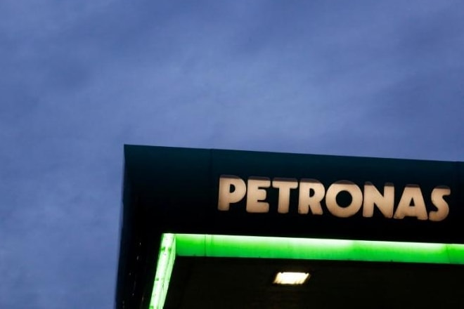 Petronas is targeting lowering operating expenses, job cuts and project rollbacks to help it navigate through the low oil price environment. (Reuters) Petronas is targeting lowering operating expenses, job cuts and project rollbacks to help it navigate through the low oil price environment. (Reuters)